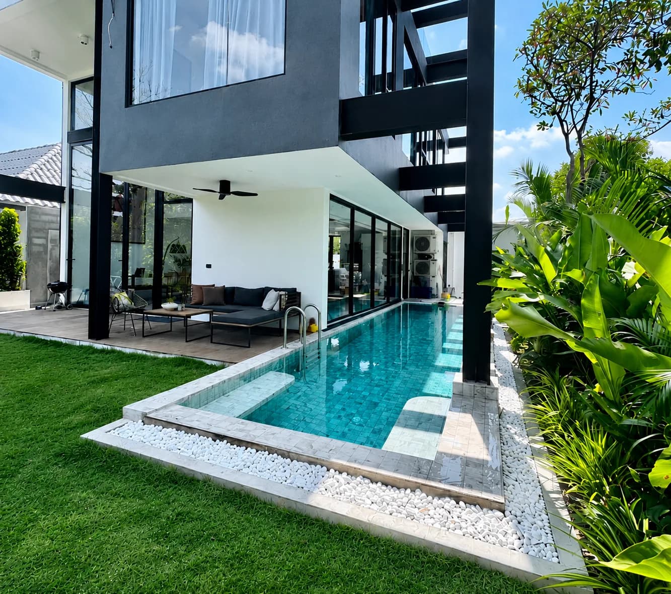 Mardisa Steel House — Bang Kra Jao, Bangkok